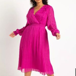 Eloquii NWT Surplice Bodice Pleated Dress size 16 in Pink Clover